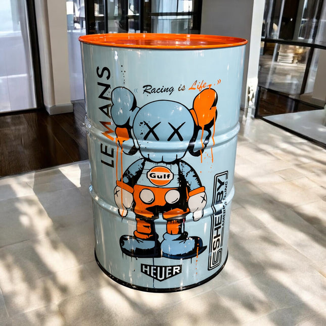 Bidon Racing Gulf x KAWS – Œuvre originale peinte à la main